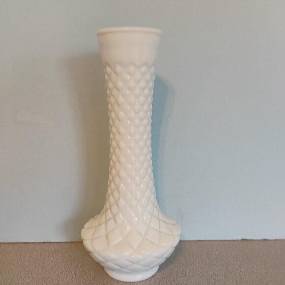 Randall Vintage Milk Glass Diamond Quilt Pattern Vases, Set of 2 - Picture 1 of 3